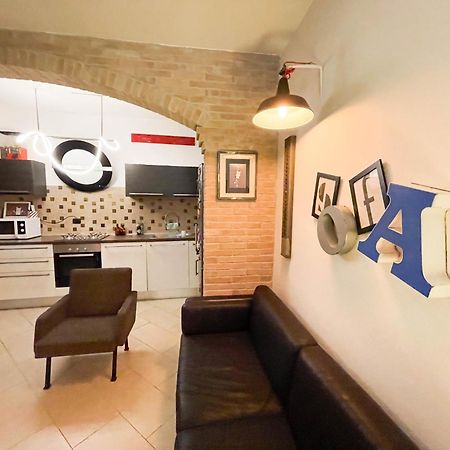 Incortedafabio Design Flat With Bikes Caronno Pertusella المظهر الخارجي الصورة